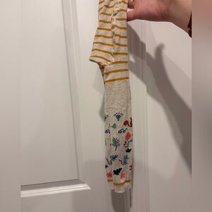 Hanna Andersson Cream and Mustard Striped Footless tights size 90 (3T)